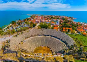 Alanya'da birbirinden güzel gezilecek 14 yer - Mega TV Side antik kenti