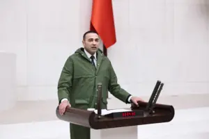 Halkın Vekili Kaya, halkı kırmadı - Mega TV 5BB9D71A A1DD 451B 95CD 5C44C3B03640 - Mega TV