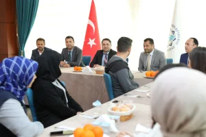 Rektör Türkdoğan, destek personeliyle buluştu - Mega TV 5M3A0800 - Mega TV