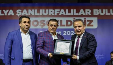 Başkan Böcek Şanlıurfalılarla buluştu