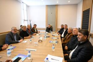 Başkan Böcek ulaşım ensafıyla buluştu - Mega TV DSC 9054 min - Mega TV