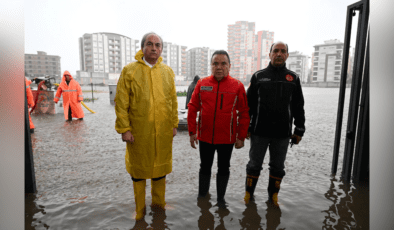 Başkan Böcek sel bölgesinde