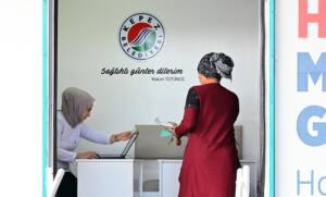 Kepez’den Mobil Sağlık Merkezi - Mega TV Kepez Antalyanin sagligina iyi bakiyor 6 - Mega TV
