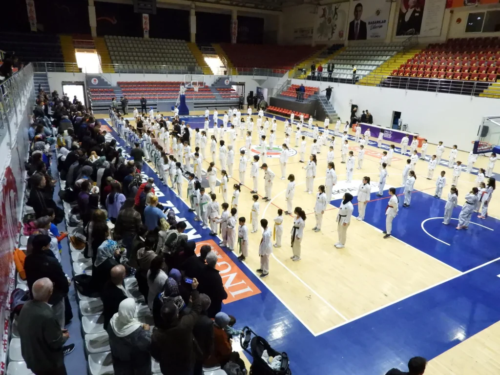 Kepezdeki spor imkanlarini 19 ilceye tasiyacagiz 2 - Mega TV