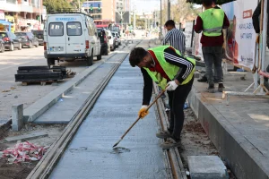 Antalya'da Nostalji Tramvay Hattında Estetik ve Engelsizlik Çalışmaları Sürüyor - Mega TV Nostalji tramvayinda calismalar hizla devam ediyor 2 min - Mega TV