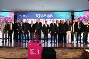 13 km’lik Alanya-Gazipaşa bisiklet yolu bitiyor - Mega TV Tour of Antalya 5 - Mega TV