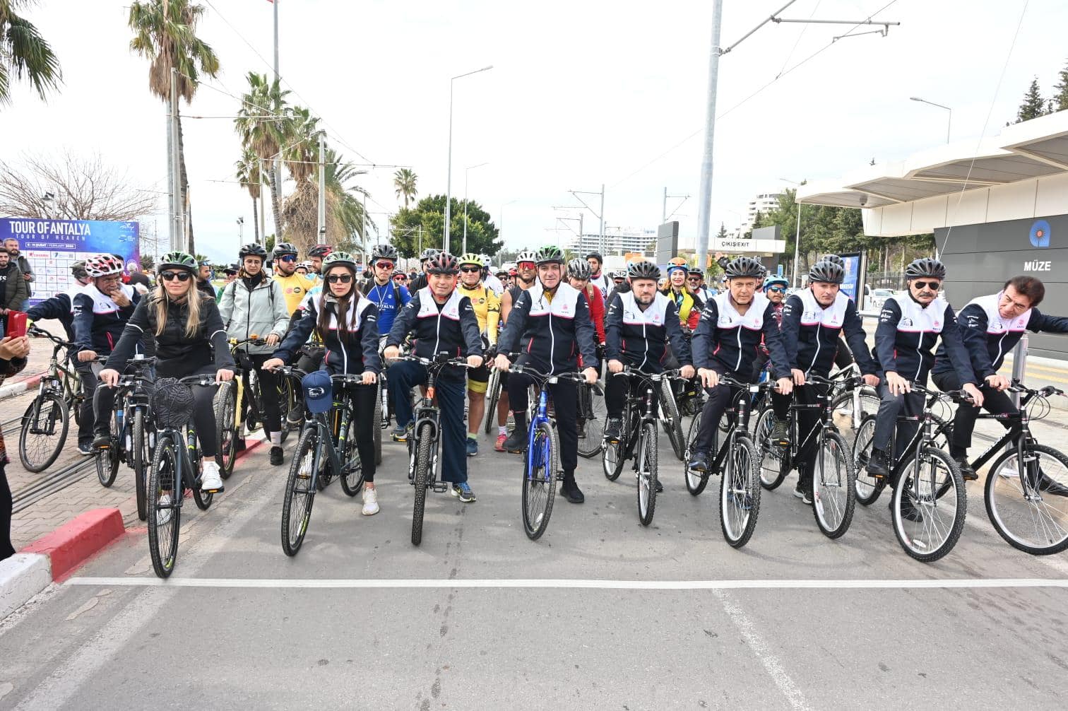 Tütüncü, yeşil bir gelecek için pedal çevirdi