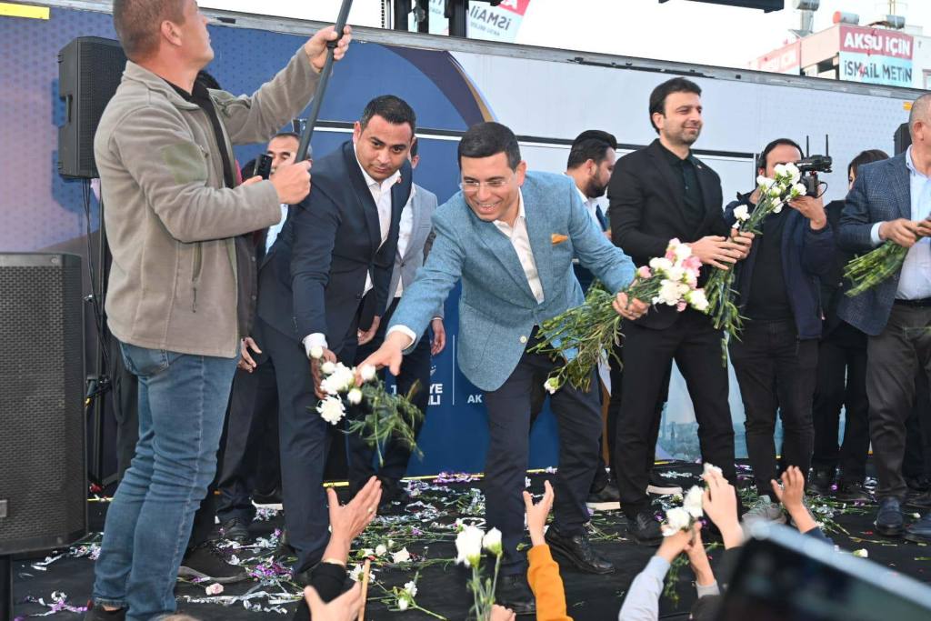 Tütüncü: Gerçek belediyecilik AK Parti’nin işidir - Mega TV Tutuncu Gercek belediyecilik AK Partinin isidir 6 - Mega TV