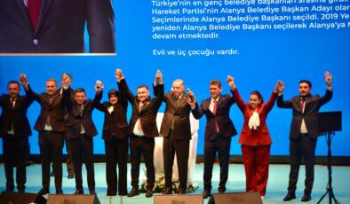 Cumhurbaşkanı Erdoğan Yücel’i tanıttı