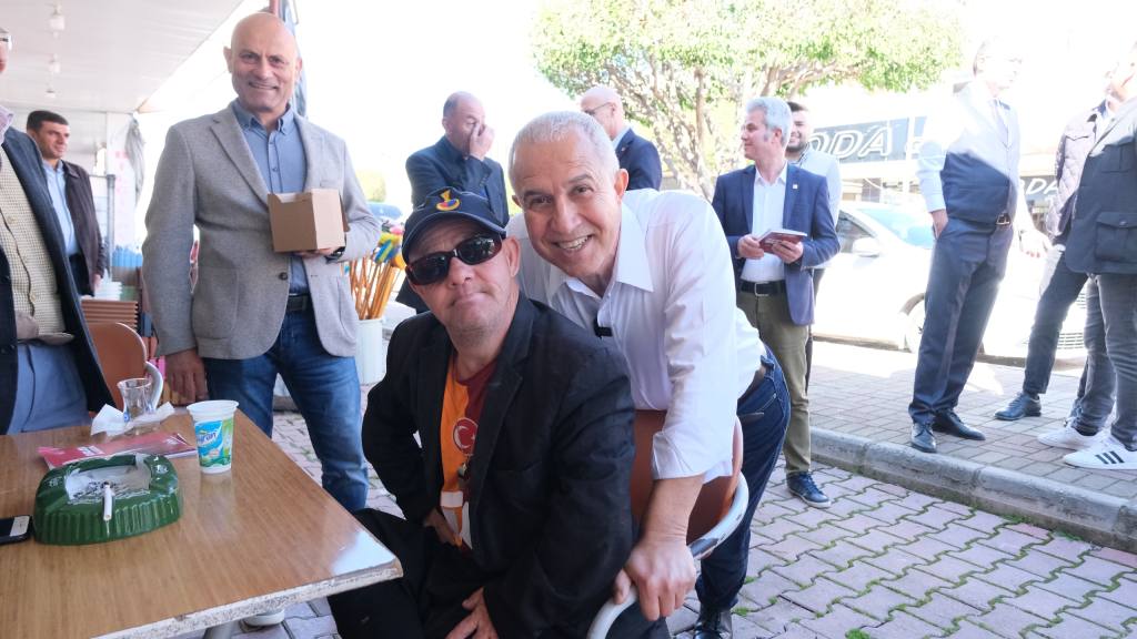 Esnaftan Özçelik'e: "Hizmete açız" - Mega TV WhatsApp Image 2024 02 23 at 17.04.39 1 - Mega TV