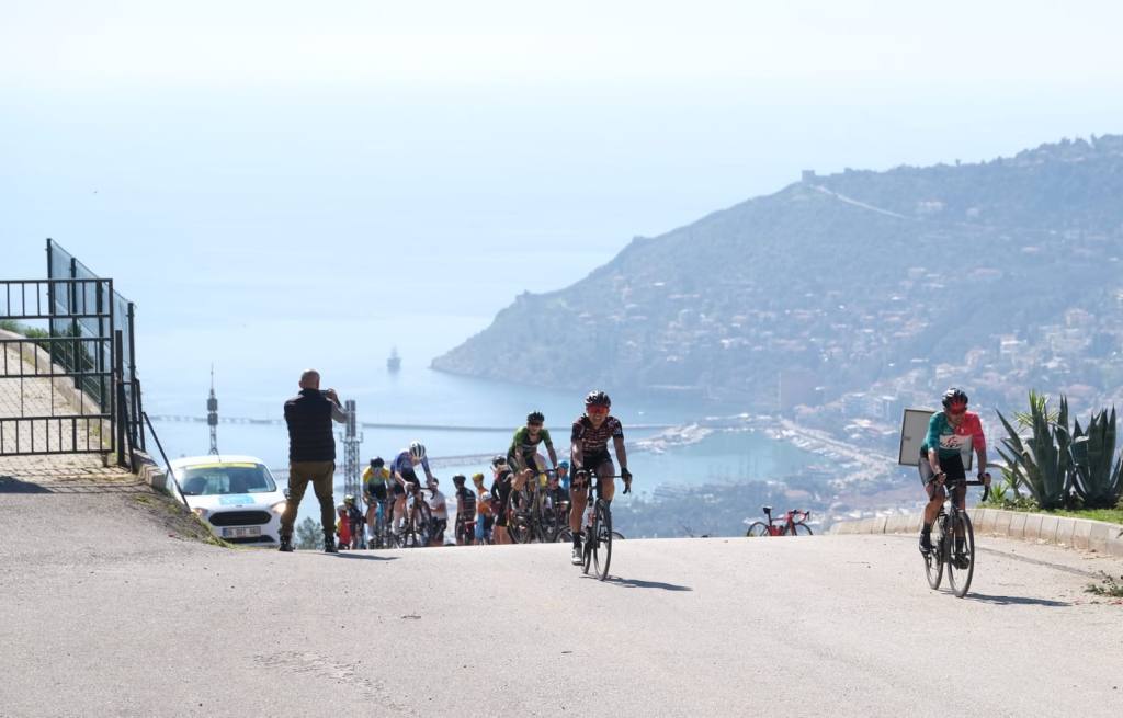 Tour of Alanya UCI 1. 2 Uluslararası Bisiklet Turu yapıldı - Mega TV WhatsApp Image 2024 02 25 at 16.46.05 - Mega TV