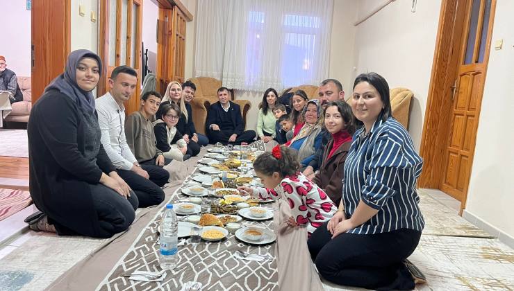 Kaymakam Altun, şehit ailesi ile iftar yaptı