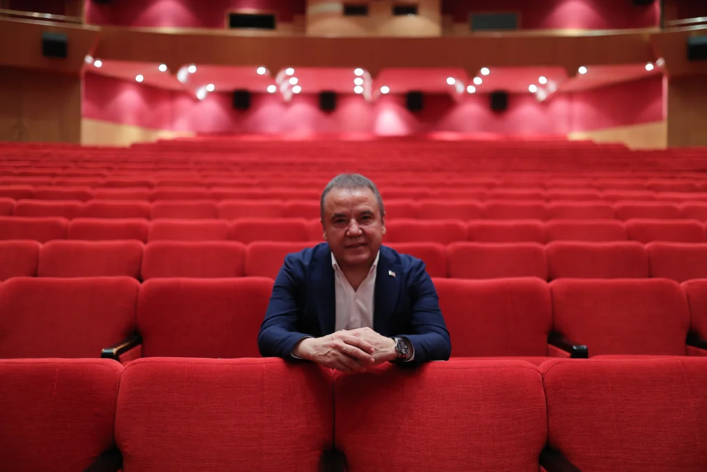 Başkan Böcek: “Antalya’yı sanatın merkezi yapacağız” - Mega TV 20191025114513 ONER0397 - Mega TV