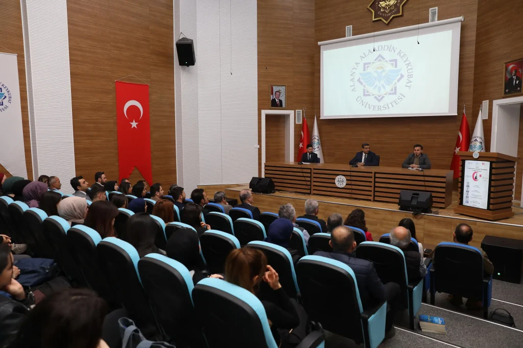 ALKÜ’de İstiklal Marşı’nın kabulü ve Milli Mücadele Dönemi konuşuldu - Mega TV 5M3A1902 - Mega TV