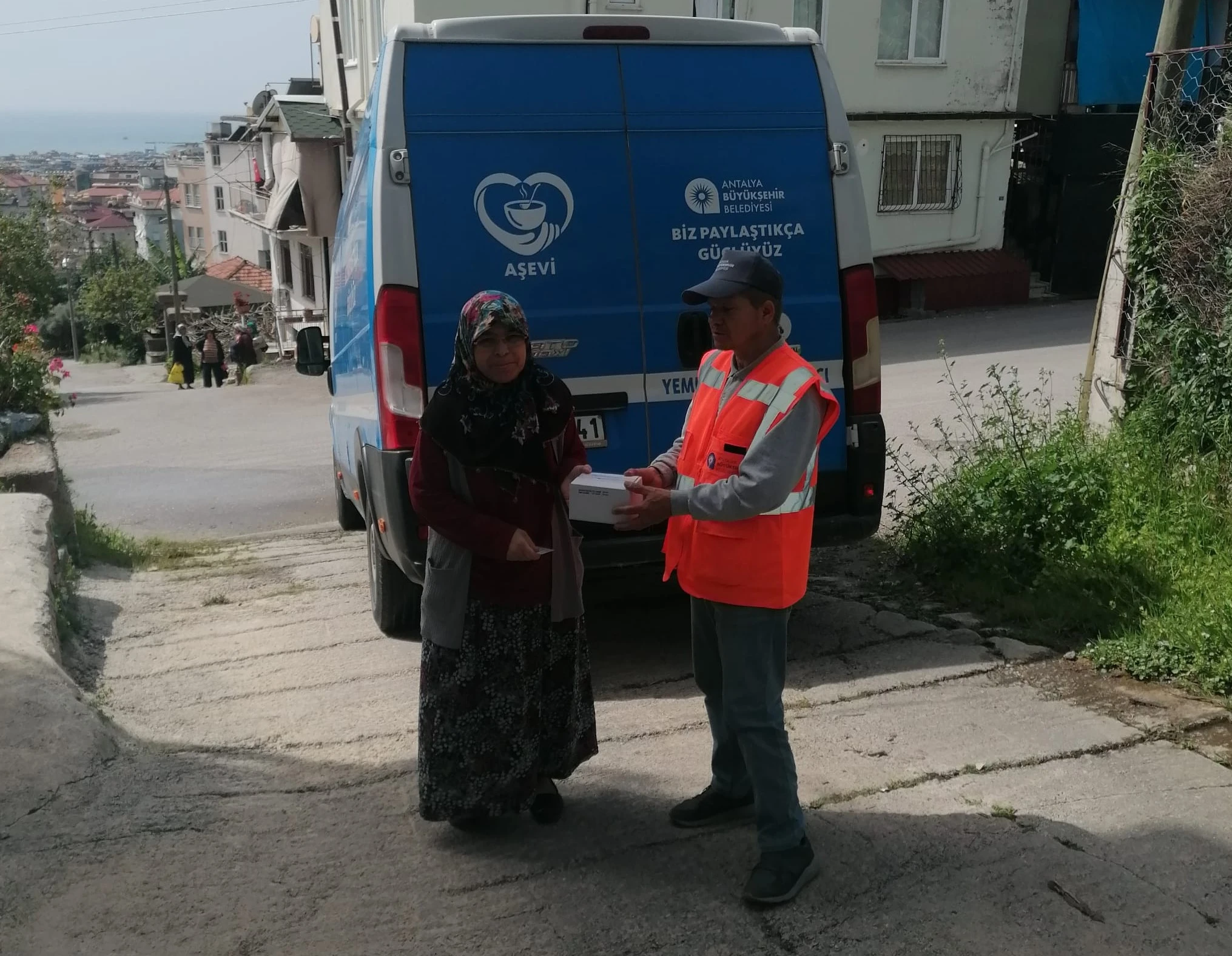 Alanyalı çocuklar sağlıklı mama ile buluştu