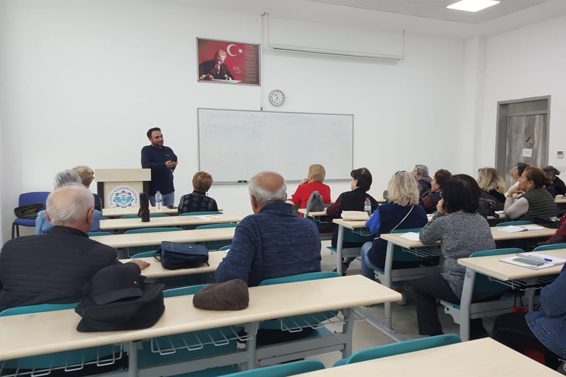 ALKÜ Tazelenme Üniversitesi öğrencilerine diyabet eğitimi
