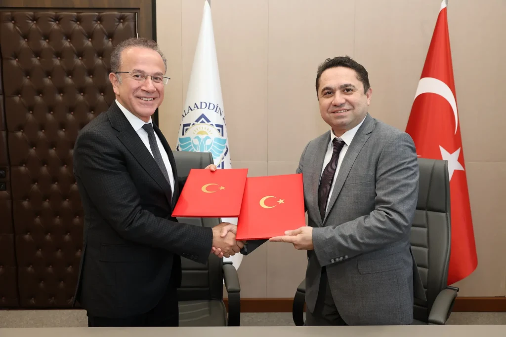 ALKÜ ve Alanya Üniversitesi kütüphaneleri ortak kullanacak - Mega TV ALKU VE ALANYA UNIVERSITESI KUTUPHANELERINI ORTAK KULLANACAK 2 - Mega TV