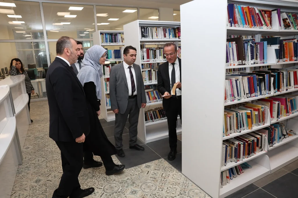 ALKU VE ALANYA UNIVERSITESI KUTUPHANELERINI ORTAK KULLANACAK 3 - Mega TV