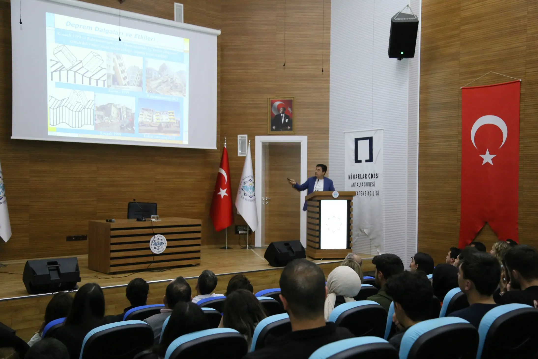 ALKÜ’de Deprem Riskleri Konferansı Düzenlendi