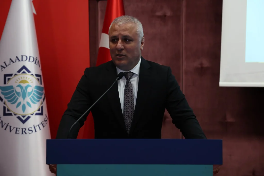 ALTSO Başkanı Erdem, ALKÜ’de tecrübelerini anlattı - Mega TV ALTSO BASKANI ERDEM ALKUDE TECRUBELERINI ANLATTI 4 - Mega TV