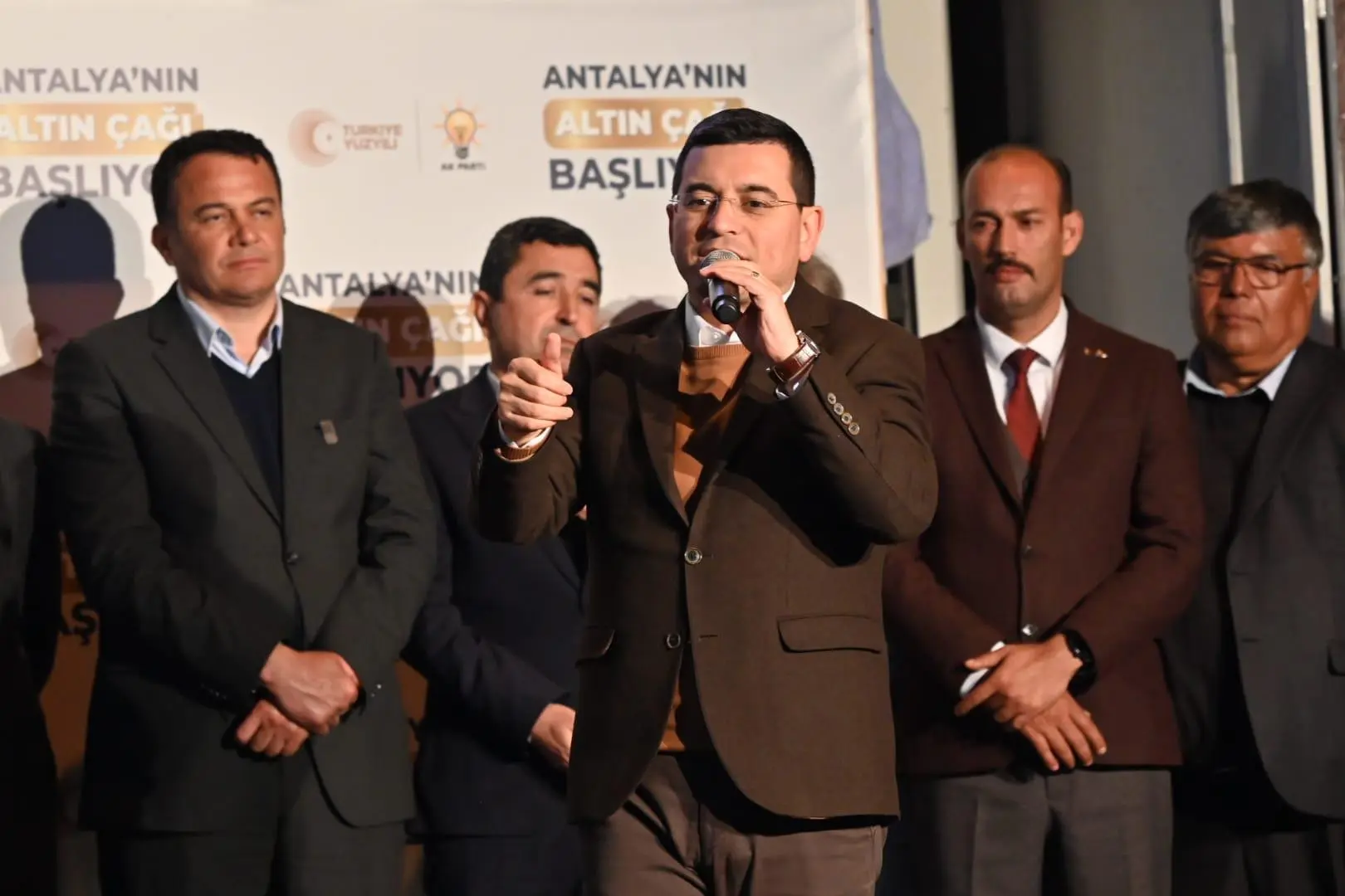 Hakan Tütüncü: Antalya’nın Altın Çağında Kent Sorunlarına Çözüm