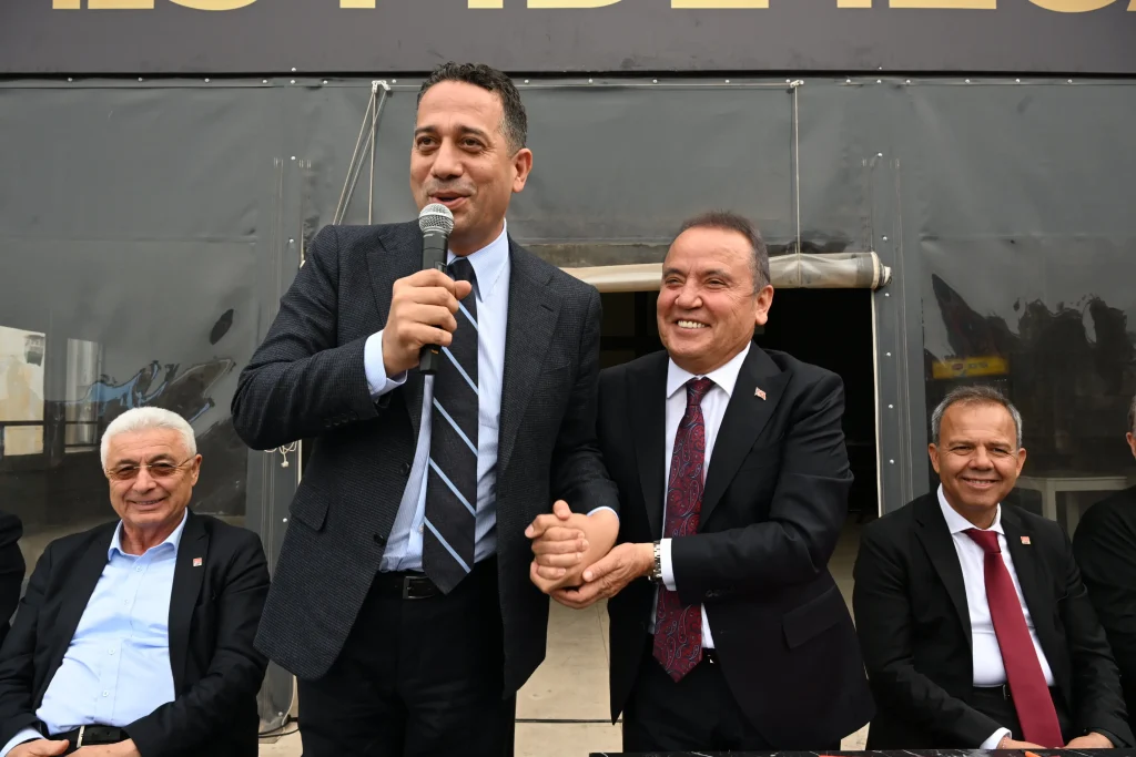 Başkan Böcek Döşemealtı’nda - Mega TV BASKAN BOCEK DOSEMEALTI 1 - Mega TV