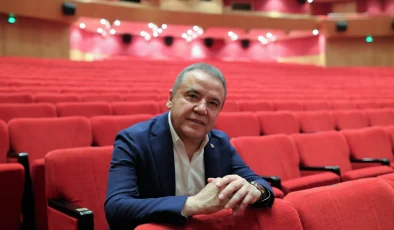 Başkan Böcek’ten Tamer Karadağlı’ya cevap