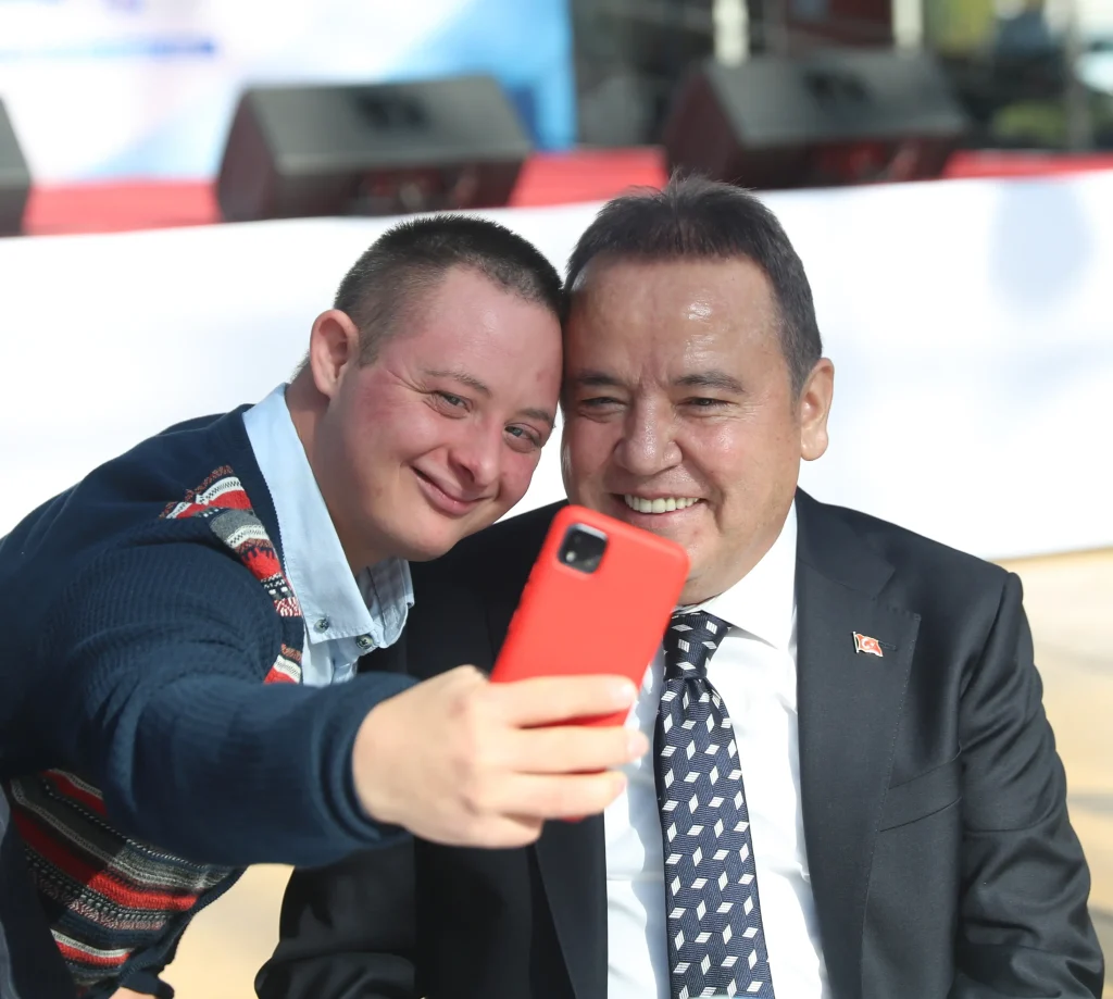 Baskan engelliler 2 - Mega TV