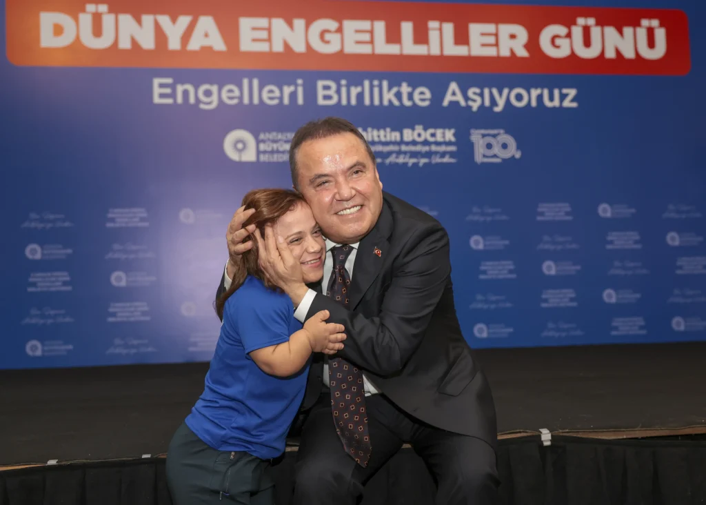 Baskan engelliler gunu 8 - Mega TV