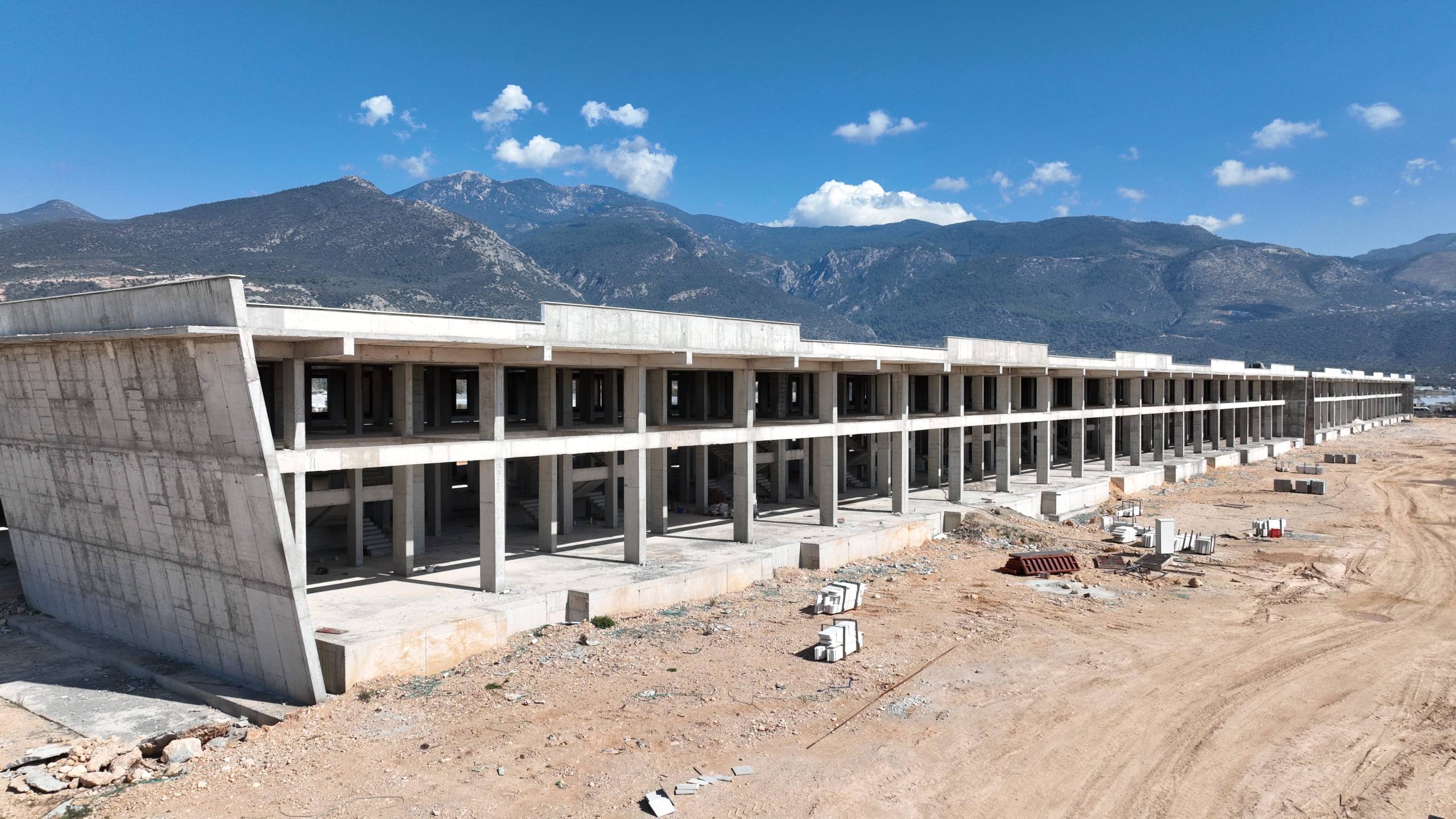 Büyükşehir, Kaş’a dev bir toptancı hal kompleksi inşa ediyor - Mega TV Büyükşehir, Kaş’a Dev Bir Toptancı Hal Kompleksi İnşa Ediyor (4)-min