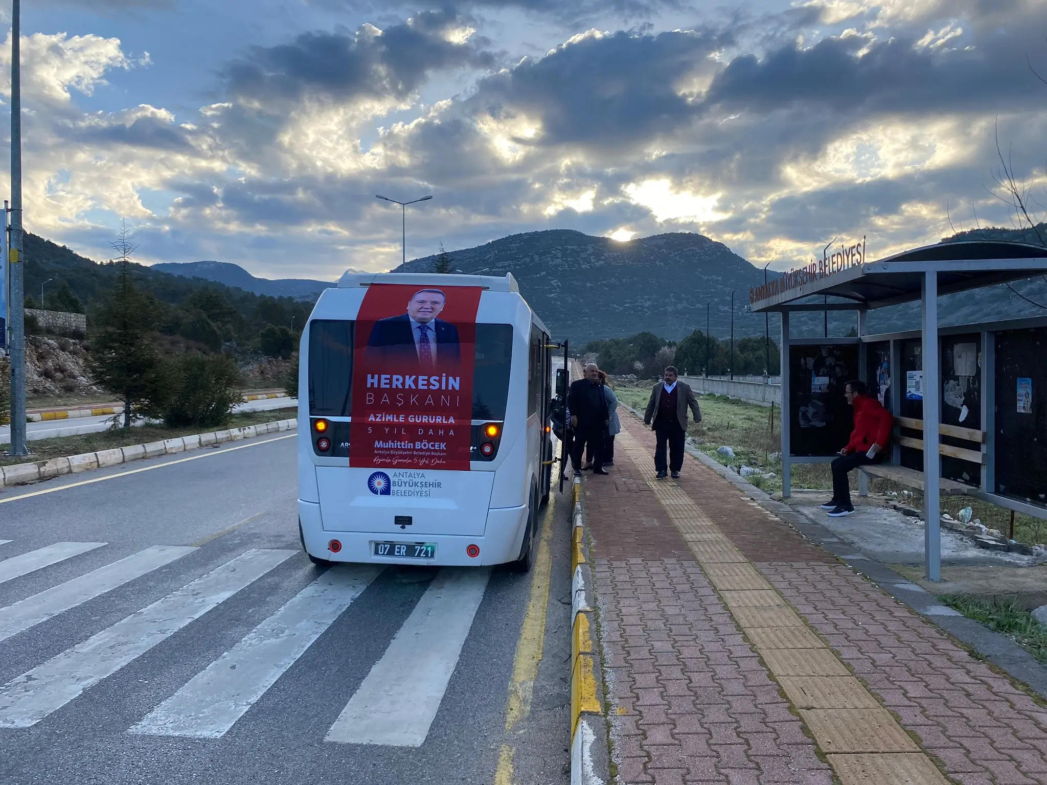 Akseki’ye Ulaşım Desteği: Başkan Böcek Sözünü Tuttu