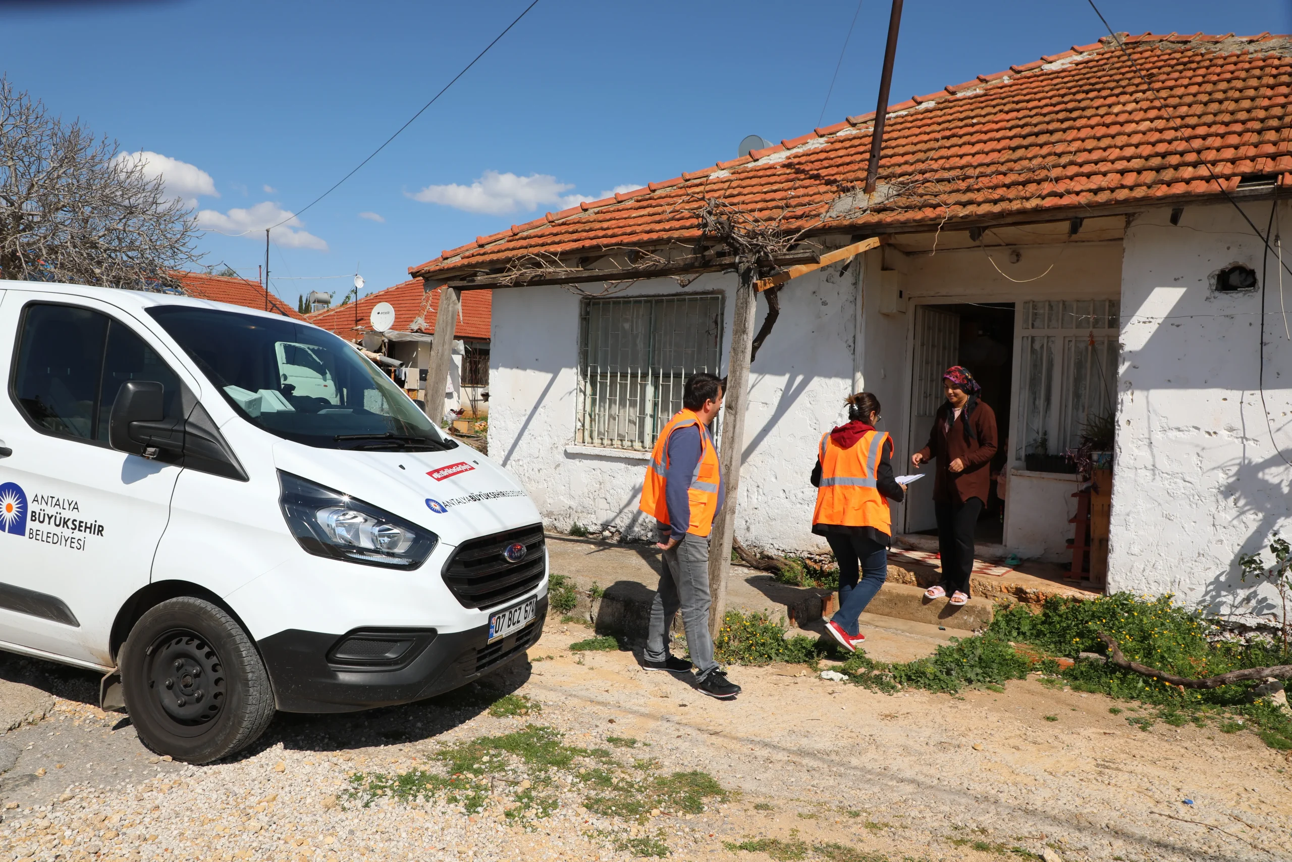 Büyükşehir’in Halk Mama desteği devam ediyor