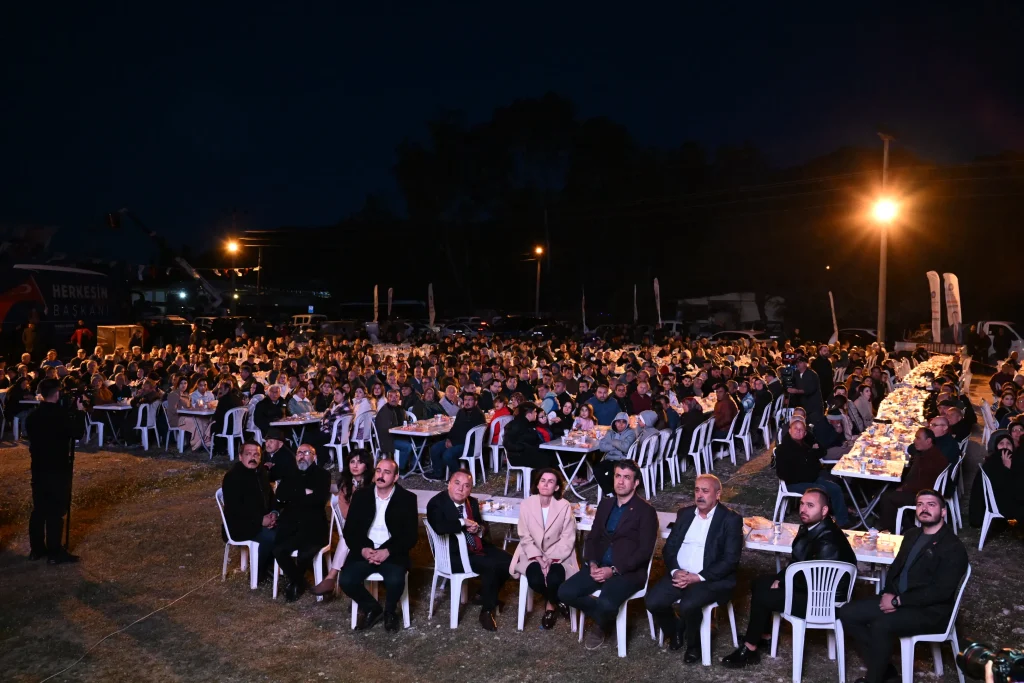 Cakirlar Iftar 10 - Mega TV
