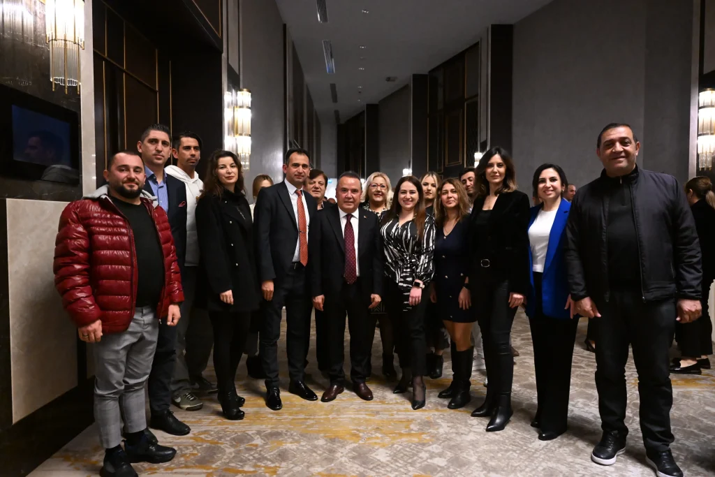 Başkan Böcek turizm temsilcileri ile buluştu - Mega TV DSC 4062 - Mega TV