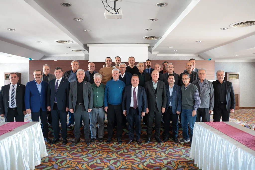 Başkan Böcek Dostlar Meclisi’nin konuğu oldu - Mega TV Dostlar Meclisi 7 - Mega TV