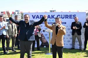 DuzeltmeTutuncuden gurese ‘altin cag mujdesi 4 min - Mega TV