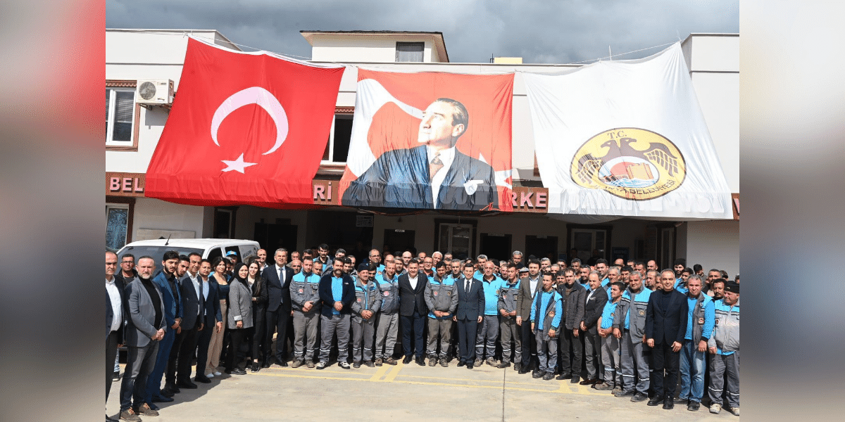 Tütüncü, Alanya’yı karış karış dolaştı
