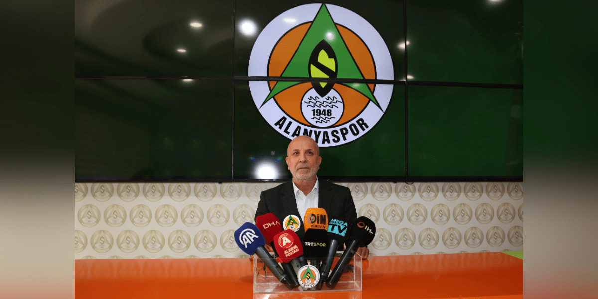 Çavuşoğlu’ndan Böcek’e zehir zemberek