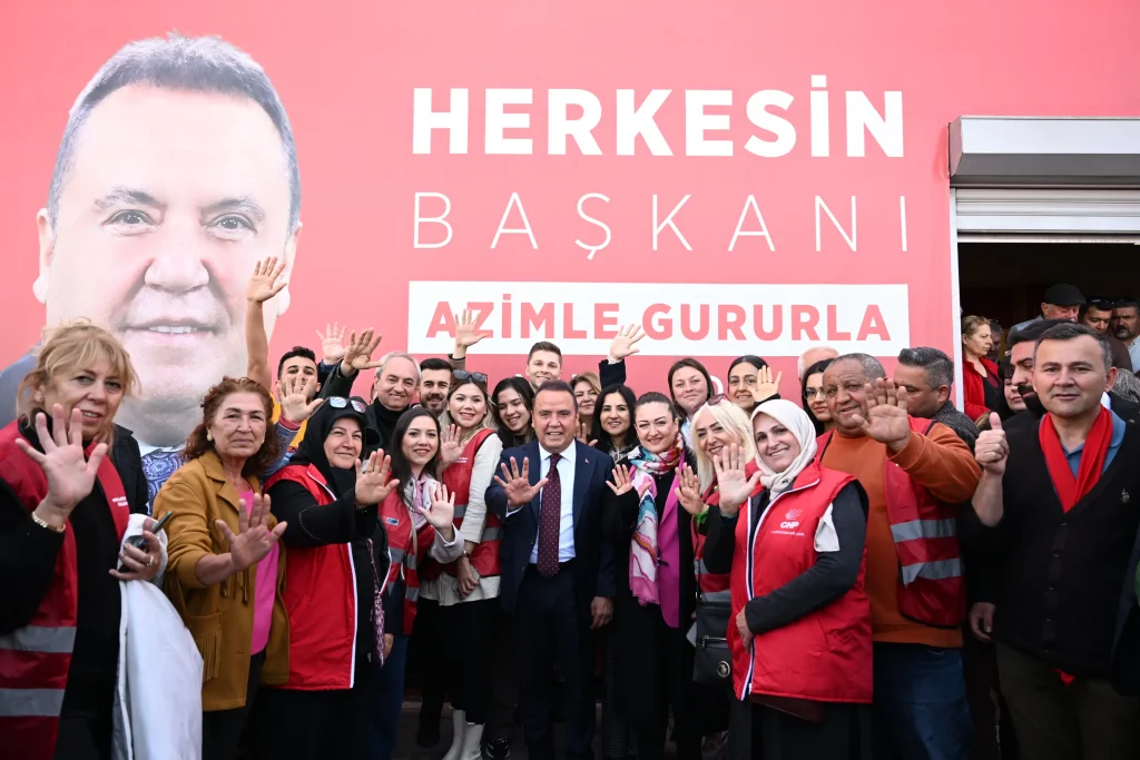 Başkan Böcek, Serikli vatandaşlarla buluştu - Mega TV Kepez SKM 2 - Mega TV