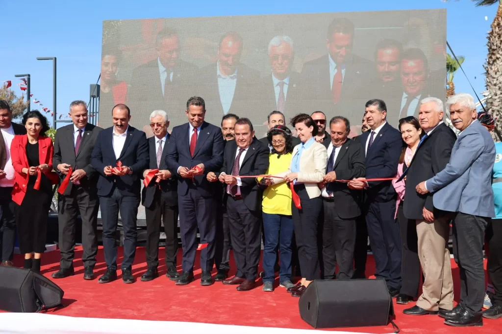 Konyaaltı Liman Halk Plajı açıldı - Mega TV Konyaalti Liman Halk Plaji Acilis Toreni 1 - Mega TV