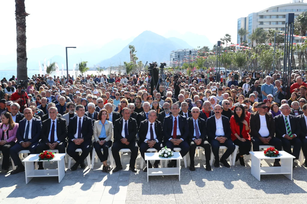 Konyaaltı Liman Halk Plajı açıldı - Mega TV Konyaalti Liman Halk Plaji Acilis Toreni 5 - Mega TV