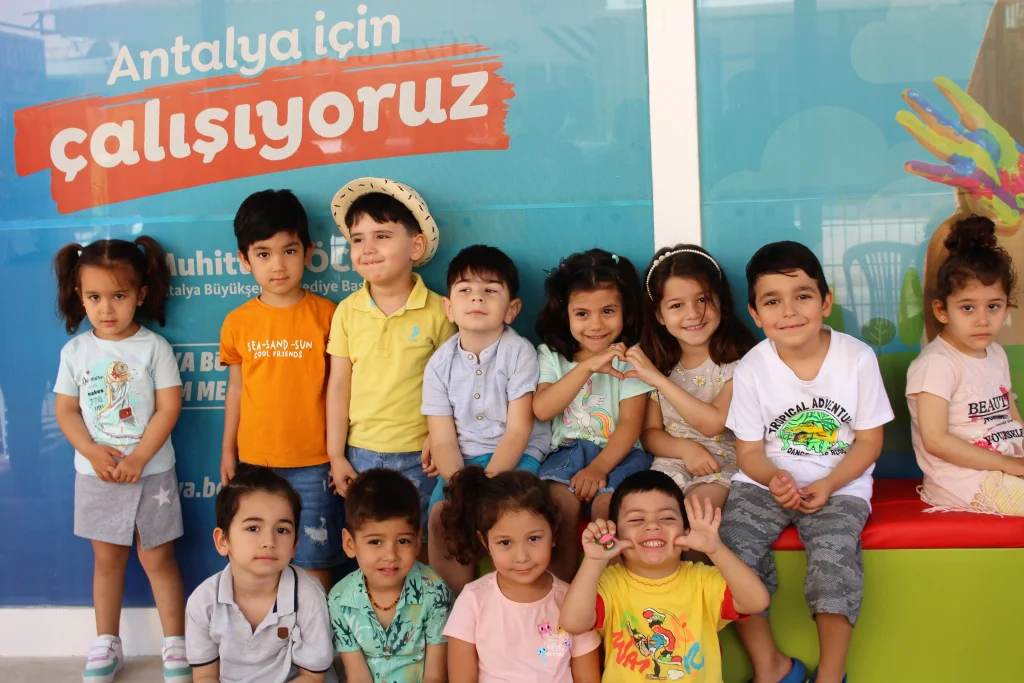 Başkan Böcek, “Halkçı projeler sürecek” - Mega TV Kres ve gunduz bakimevleri 12 - Mega TV