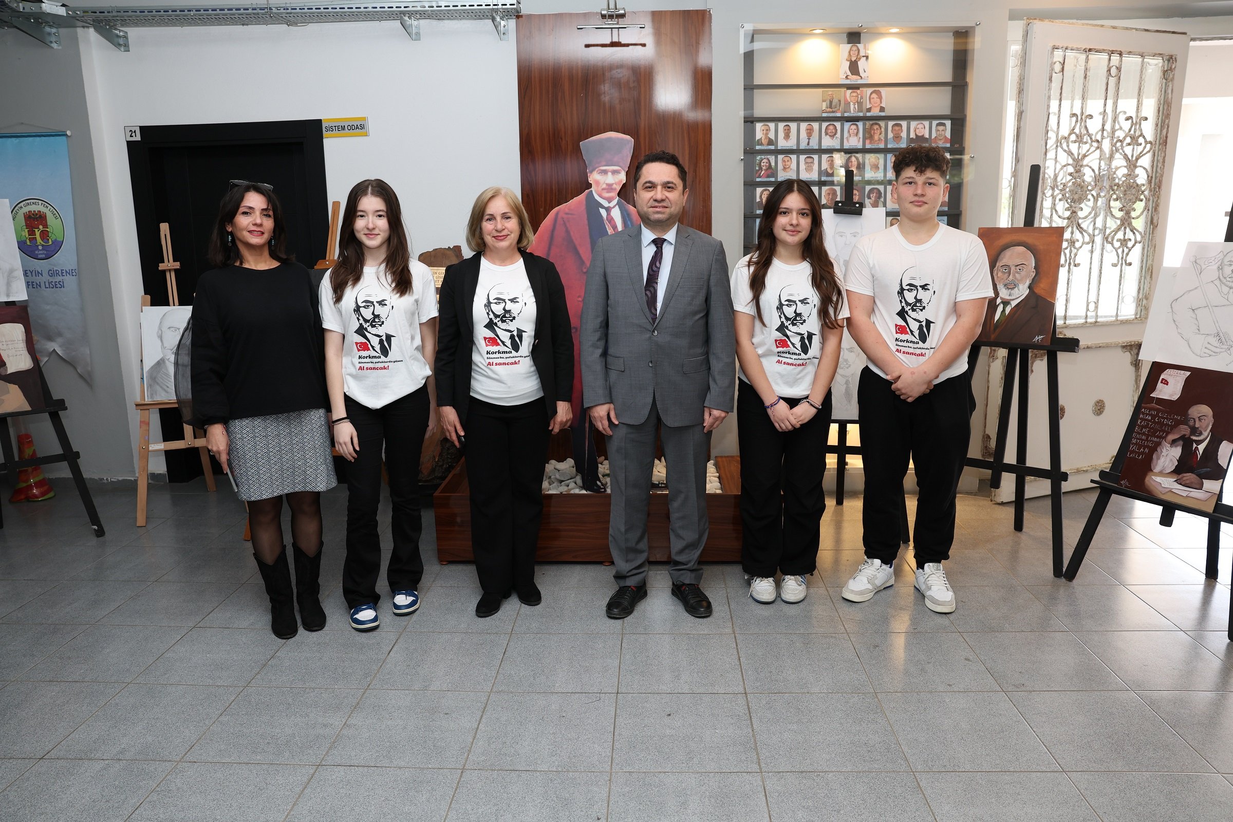 Rektör Türkdoğan liselilerle kariyer için buluştu