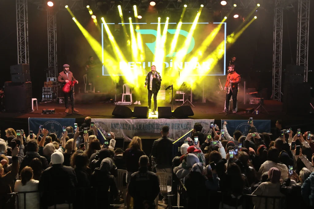 Resul Dindar Konseri 18 - Mega TV