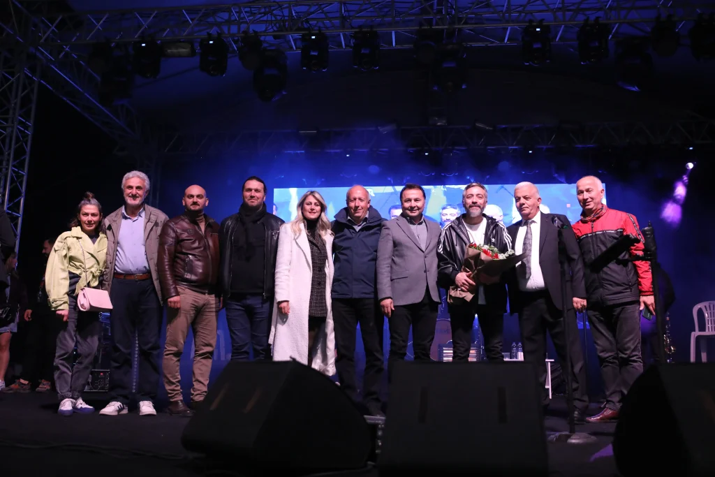 Resul Dindar Konseri 25 - Mega TV