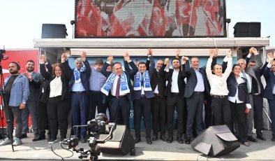 Tütüncü, “Antalya 1 Nisan’da yeni bir döneme merhaba diyecek”