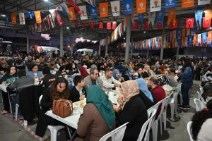 Tutuncu Manavgati karis karis gezdi 13 - Mega TV