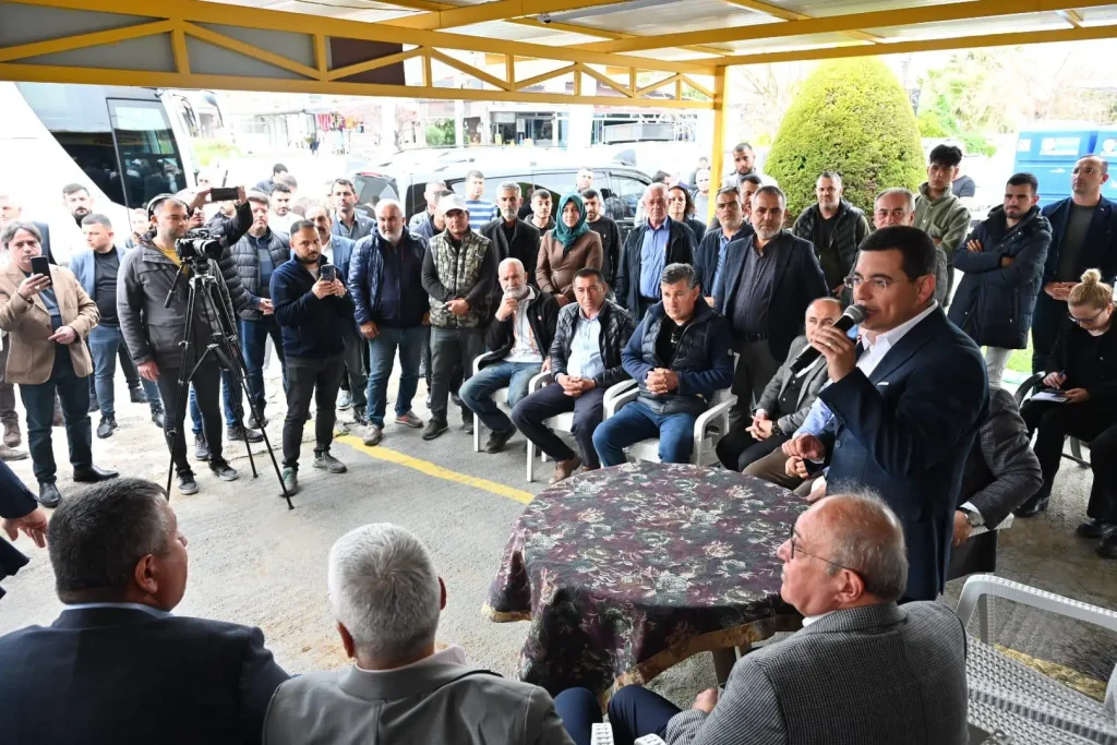 Tutuncu Manavgati karis karis gezdi 8 - Mega TV