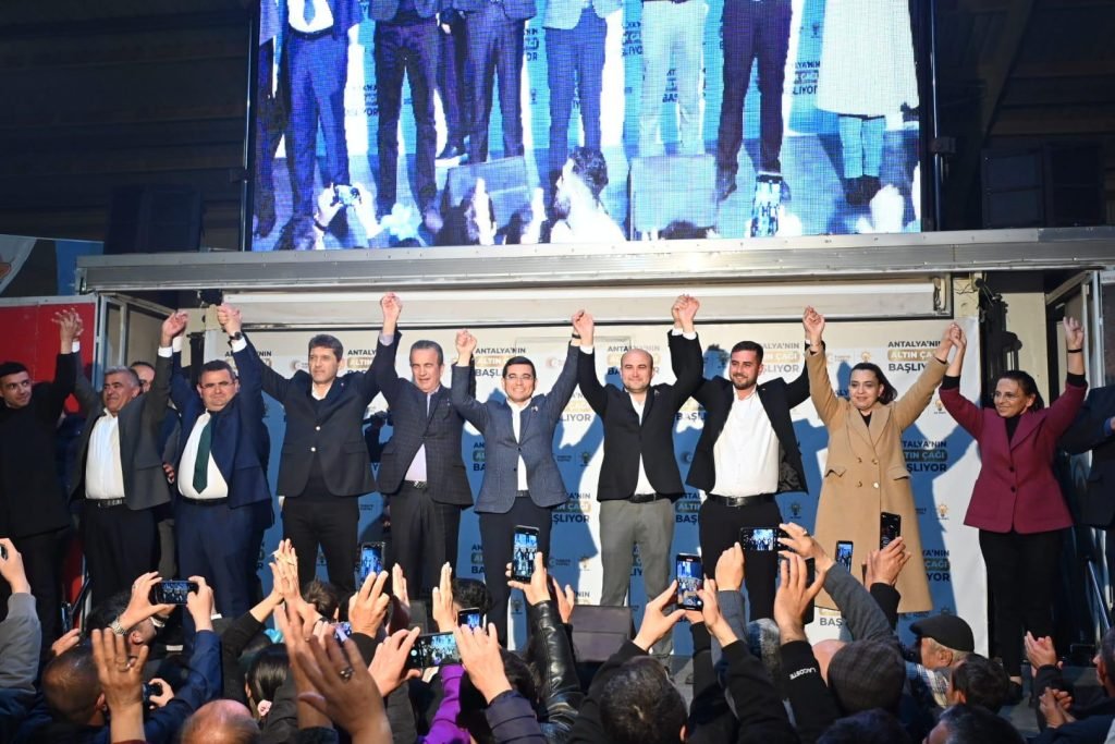 Tutuncu Antalyada yepyeni bir gelecegin kapilarini acacagiz 5 - Mega TV