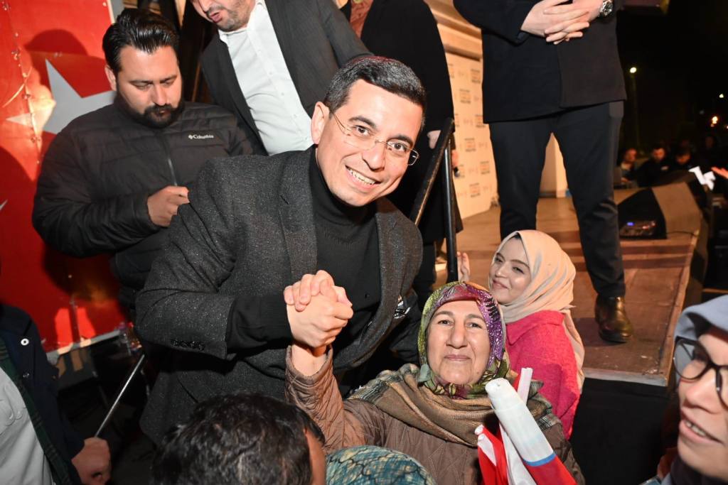 Tutuncu Biz Antalyaya sevdaliyiz 3 - Mega TV